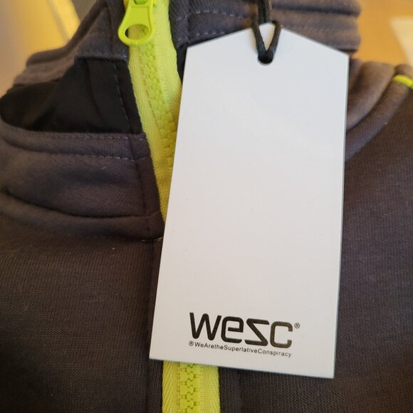 WeSC Mockneck 1/4 Zip Asphalt Pullover: Men's Small, Women's Medium - Picture 5 of 6